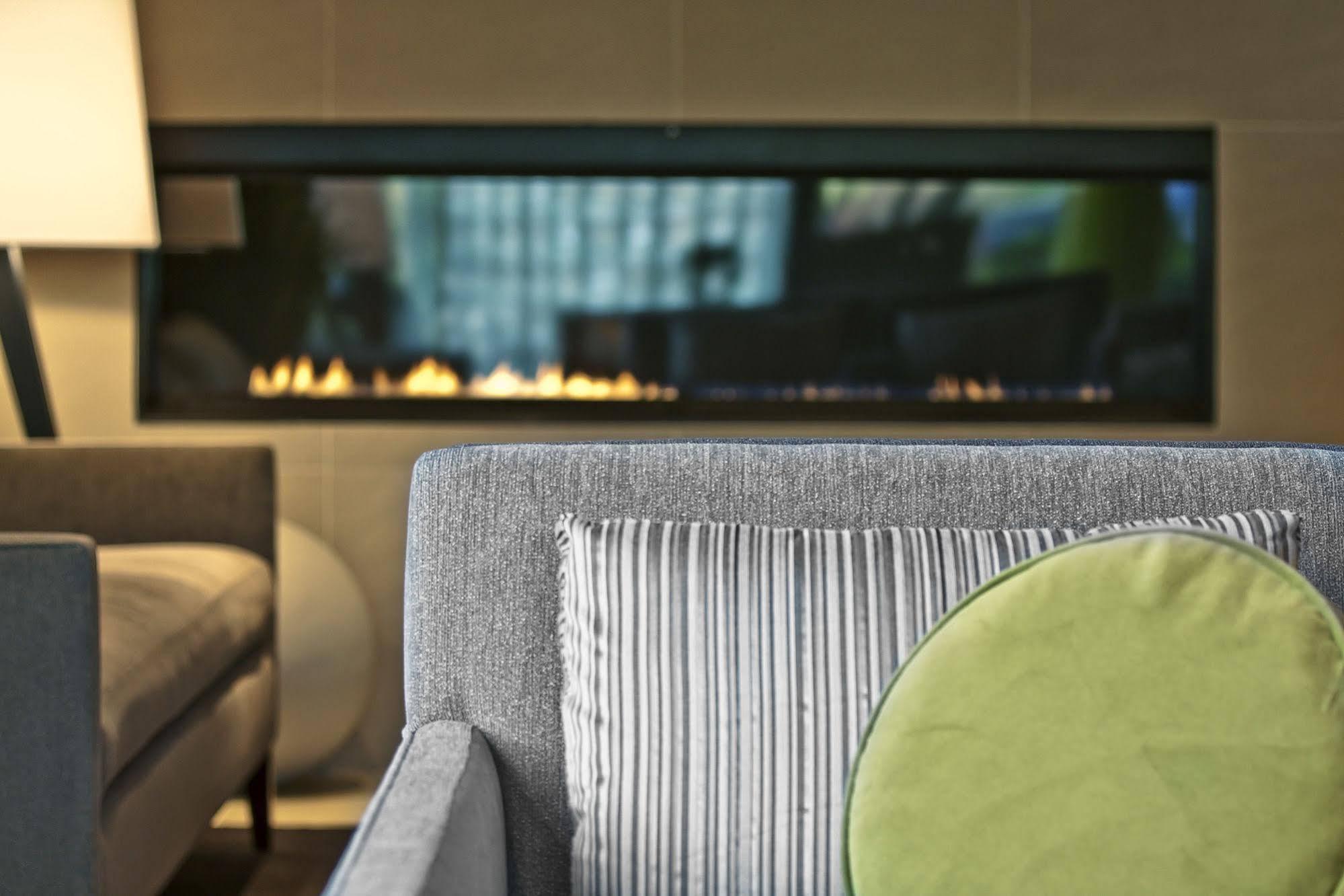 Weber'S Hotel & Restaurant Ann Arbor Bagian luar foto