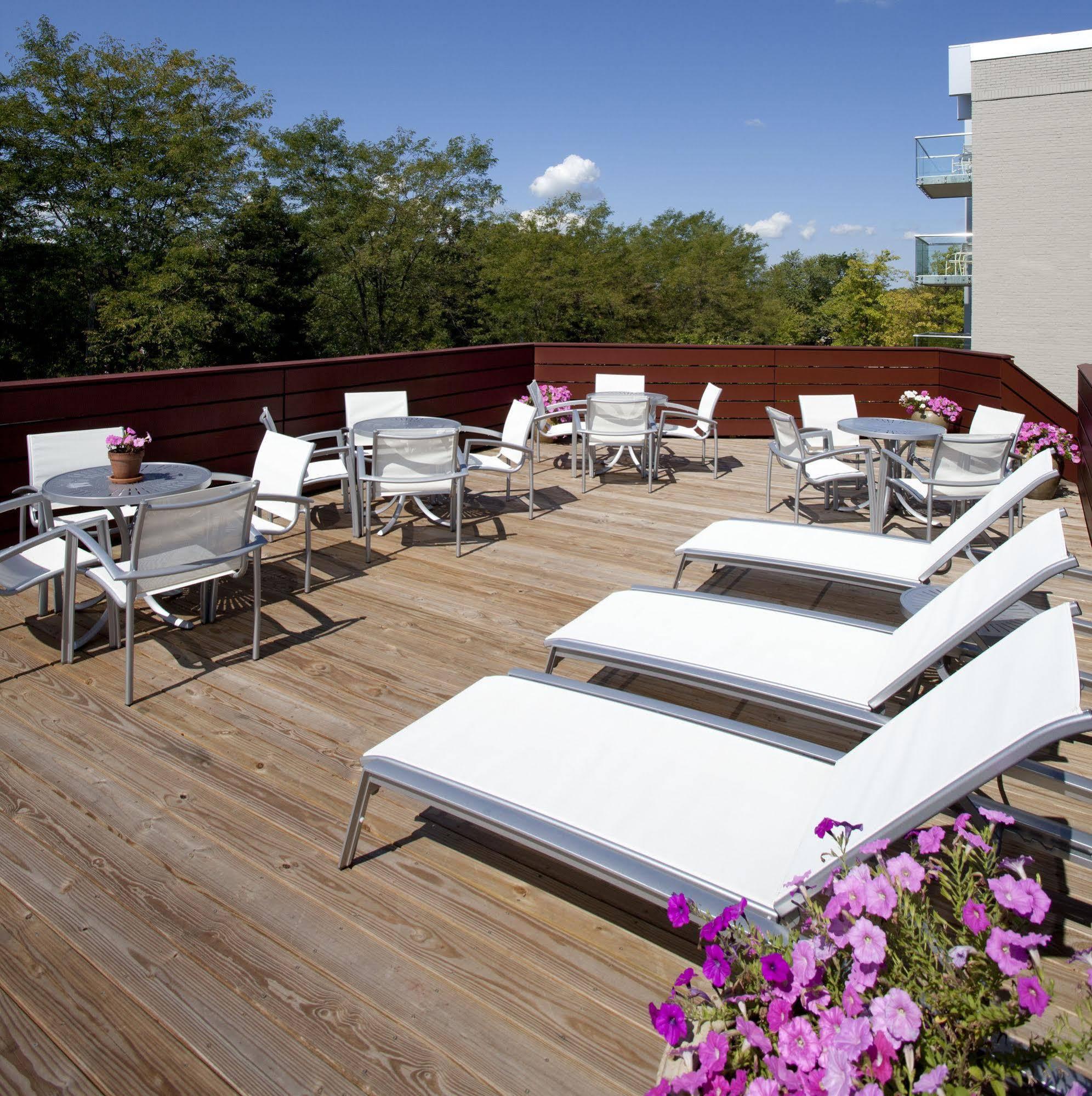 Weber'S Hotel & Restaurant Ann Arbor Bagian luar foto
